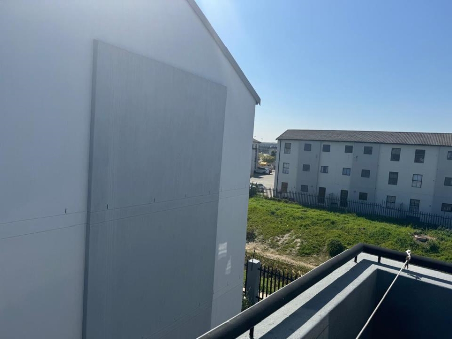 2 Bedroom Property for Sale in Parklands East Western Cape